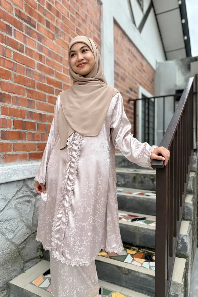Silver Rose