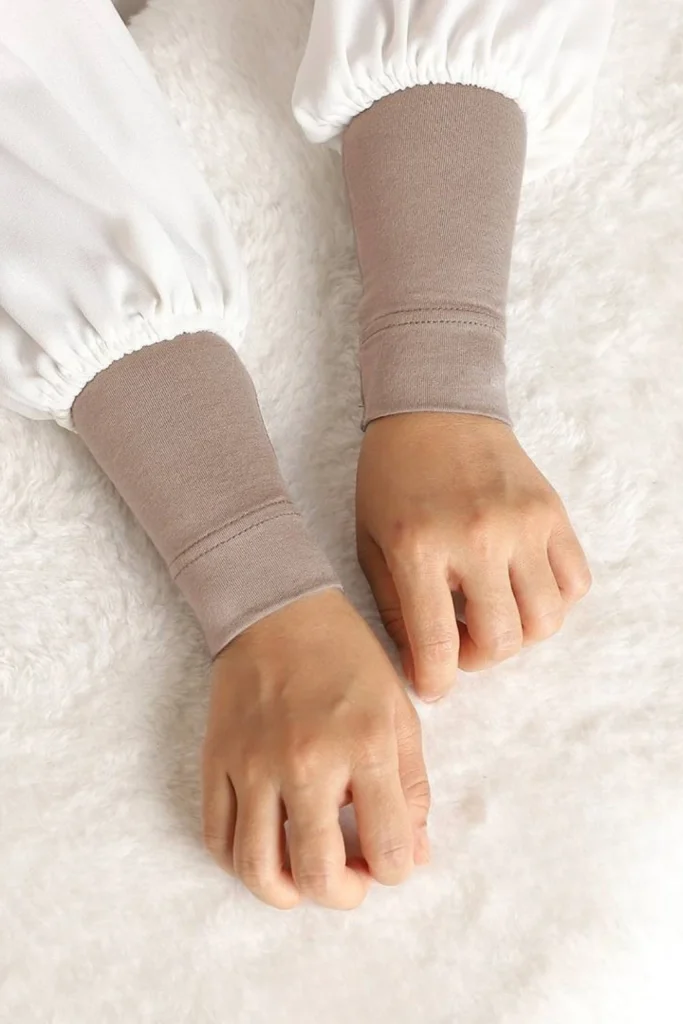 Hijrah Handsock Mini In Nougat