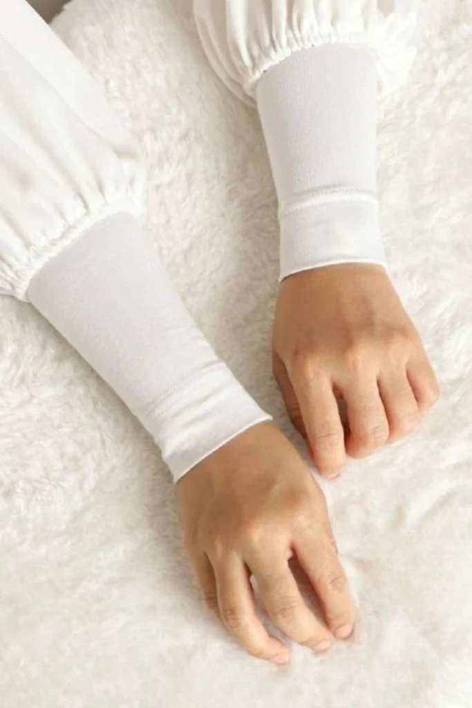 Hijrah Handsock Mini In Pearl