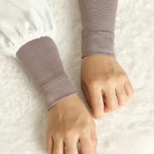 Hijrah Handsock Mini In Smokey