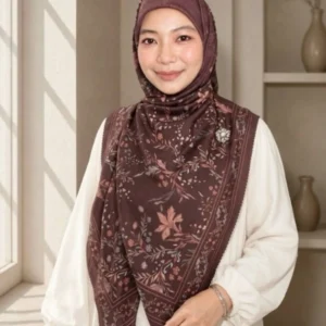 Aliss In Rich Brown